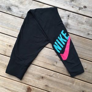 XS Stretchy Nike Logo Leggings